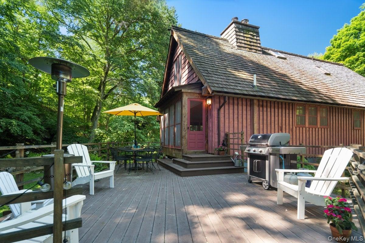 1821 Spring Valley Road Ossining, NY 10562 - Photo 37 of 48 A fantastic back deck off the dining room creates the perfect indoor-outdoor living space.