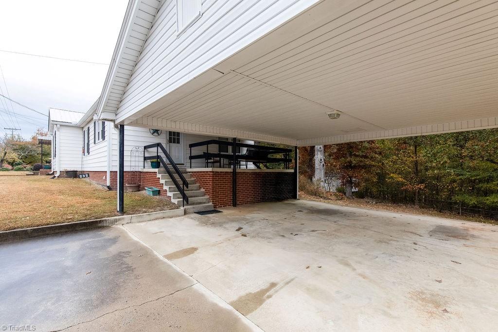 232 Joe Moore Road Thomasville, NC 27360 - Photo 18 of 20