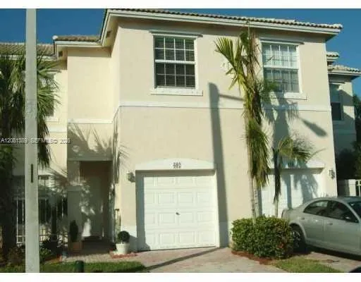 $3,500 | 692 Northwest 170th Terrace, Pembroke Pines, FL 33028