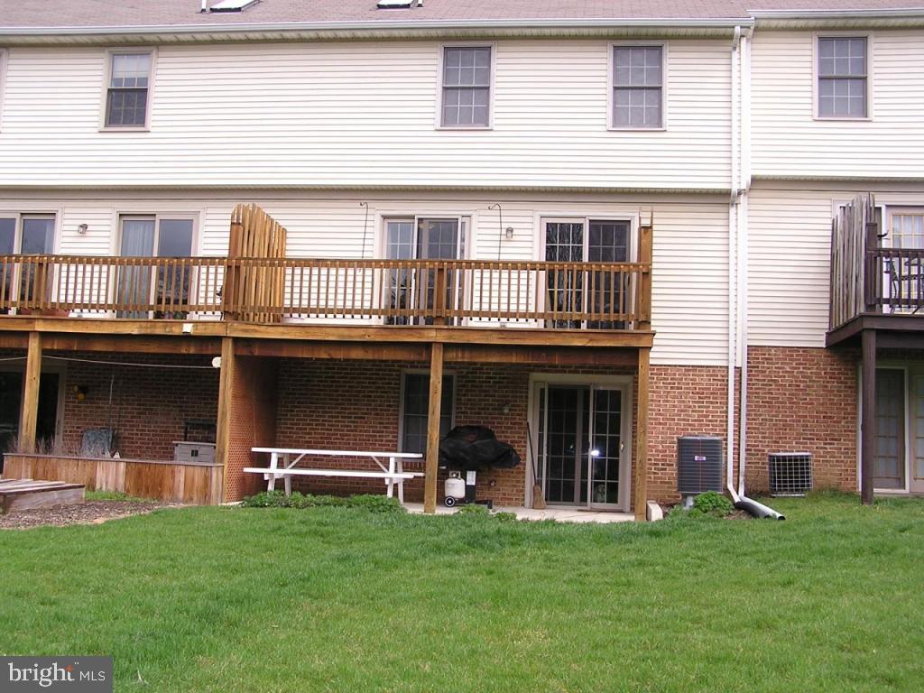 38 Greythorne Road Lancaster, PA 17603 - Photo 14 of 15 Gallery Image 14