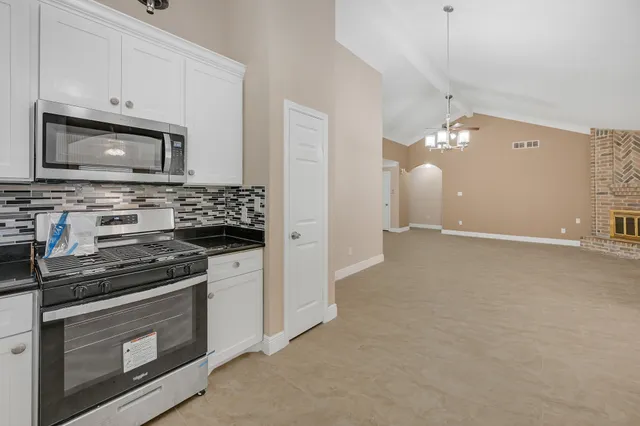 $378,350 | 2910 Norwich Street, Pearland, TX 77584