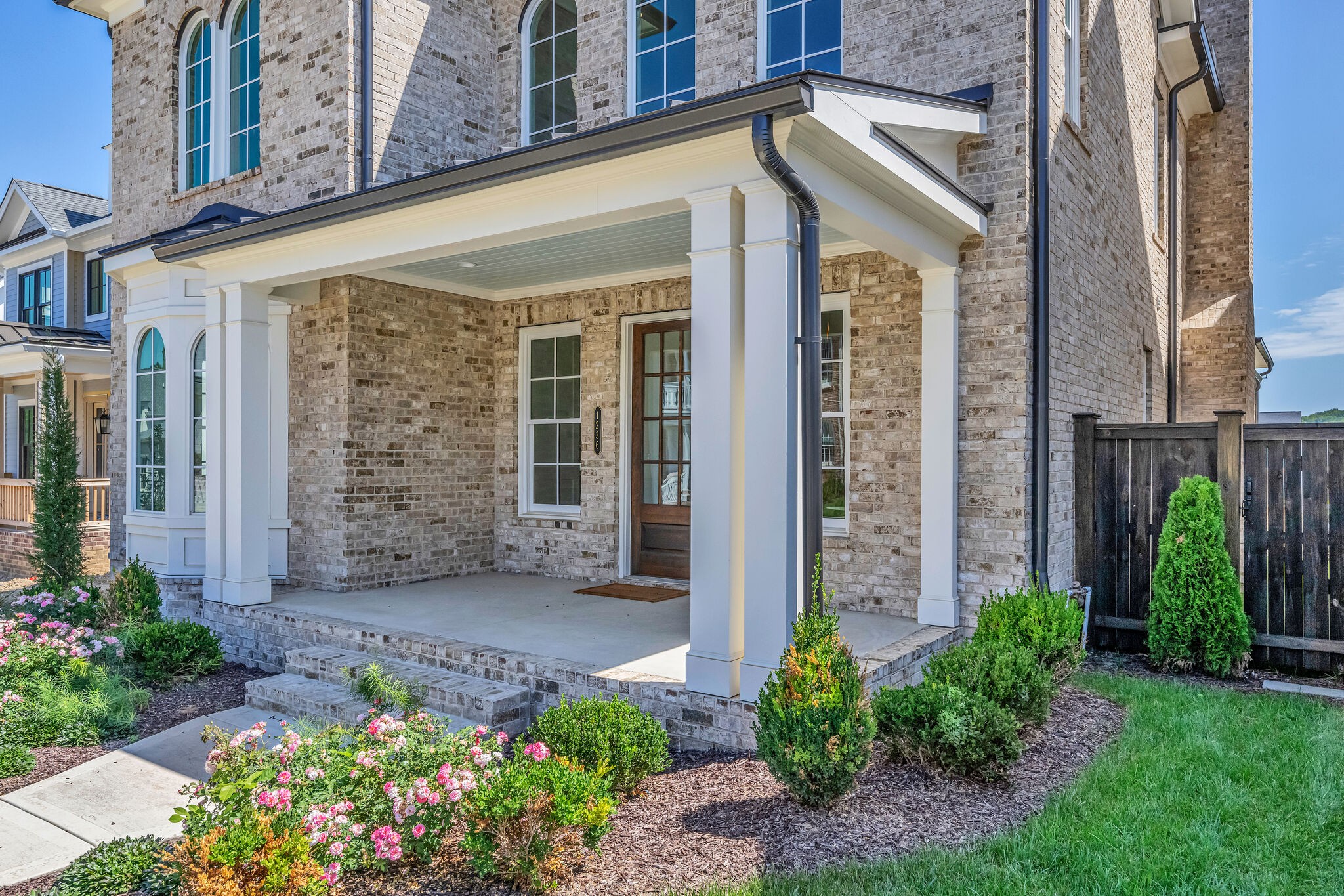 1236 Luckett Road Nashville, TN 37221 - Photo 3 of 48 Gallery Image 3