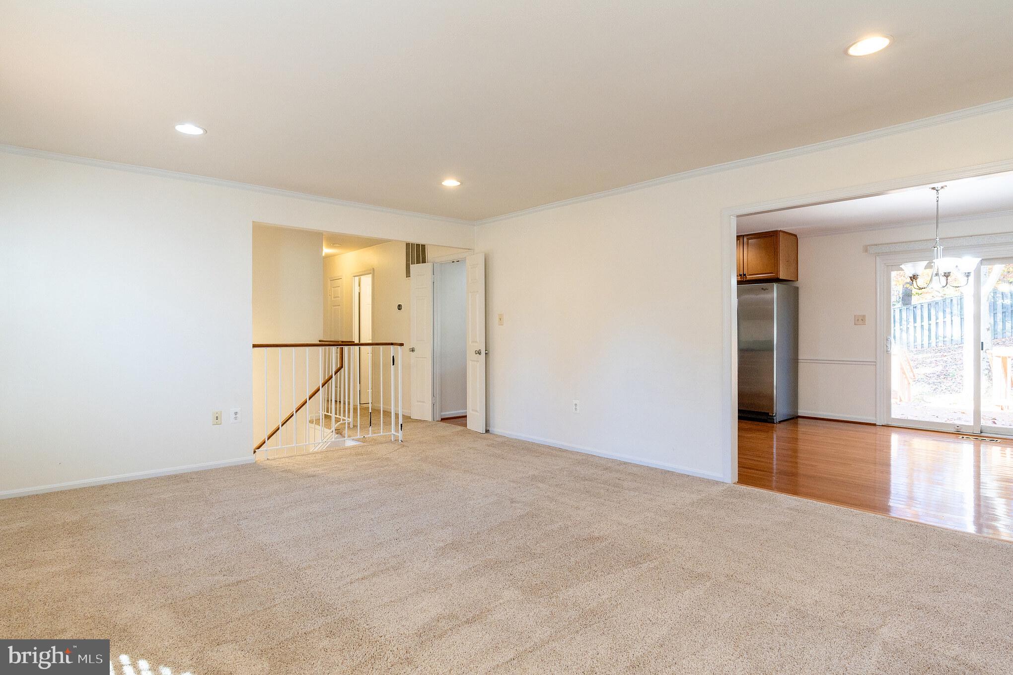 7106 Rolling Forest Avenue Springfield, VA 22152 - Photo 3 of 29