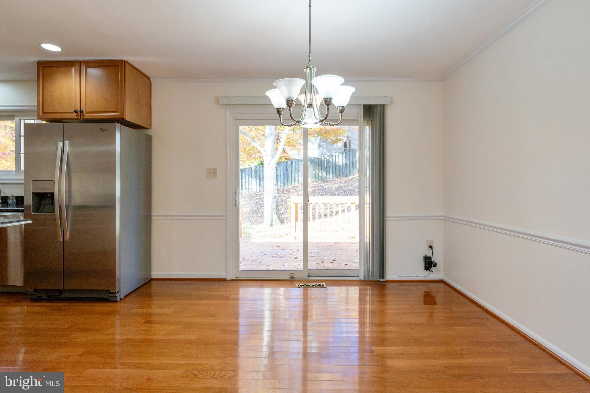 7106 Rolling Forest Avenue Springfield, VA 22152 - Photo 5 of 29