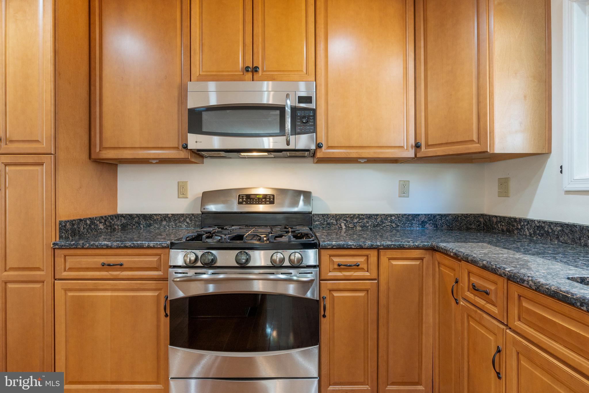 7106 Rolling Forest Avenue Springfield, VA 22152 - Photo 9 of 29