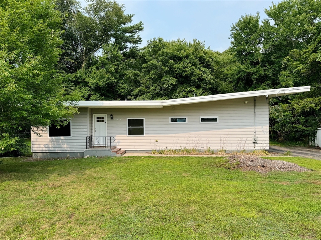 129 Pine Street Holbrook, MA 02343 - Photo 2 of 23