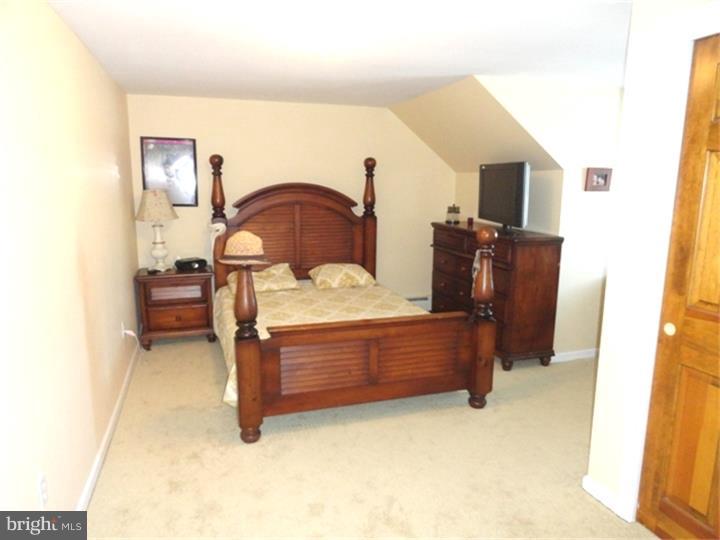 8 Walker Road Oley, PA 19547 - Photo 21 of 23 Bedroom