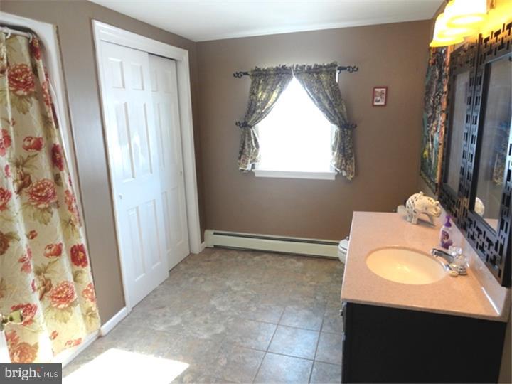 8 Walker Road Oley, PA 19547 - Photo 23 of 23 Bathroom