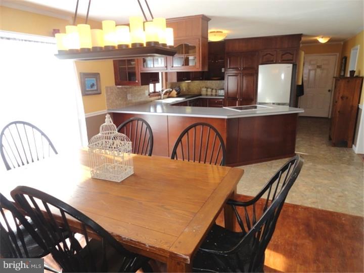 8 Walker Road Oley, PA 19547 - Photo 8 of 23 Dining Room