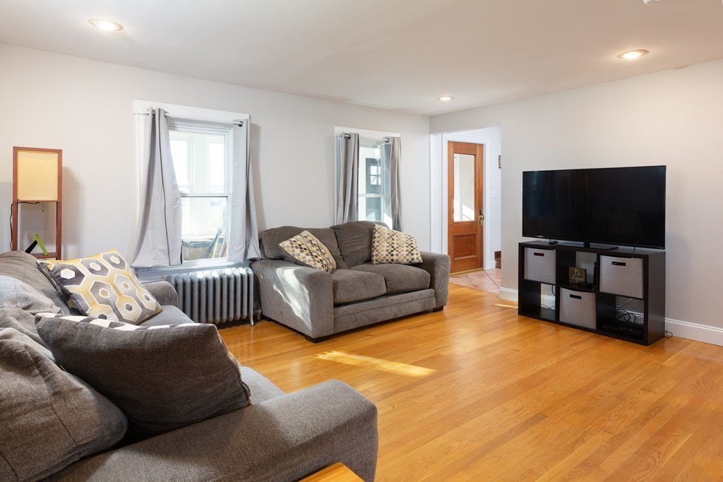54 Butler Avenue Maynard, MA 01754 - Photo 5 of 20 Gallery Image 5