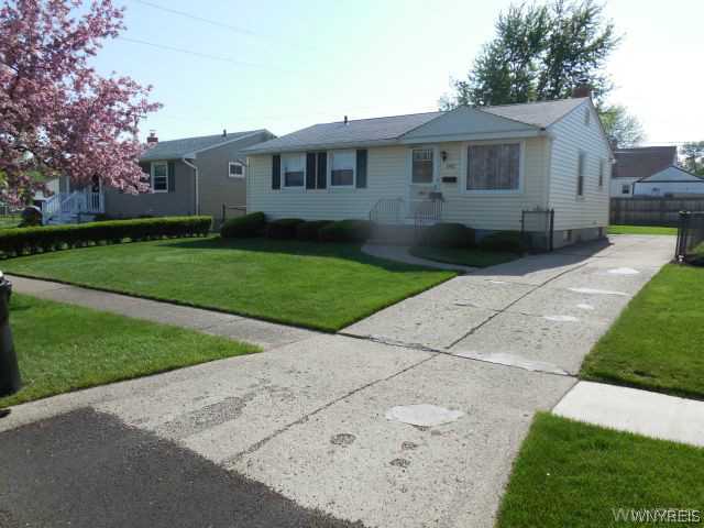 142 Springfield Avenue Tonawanda, NY 14150 - Photo 1 of 1 Exterior Front