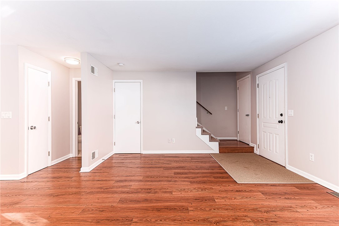 52 Kristee Circle, Unit 52 West Warwick, RI 02893 - Photo 5 of 30