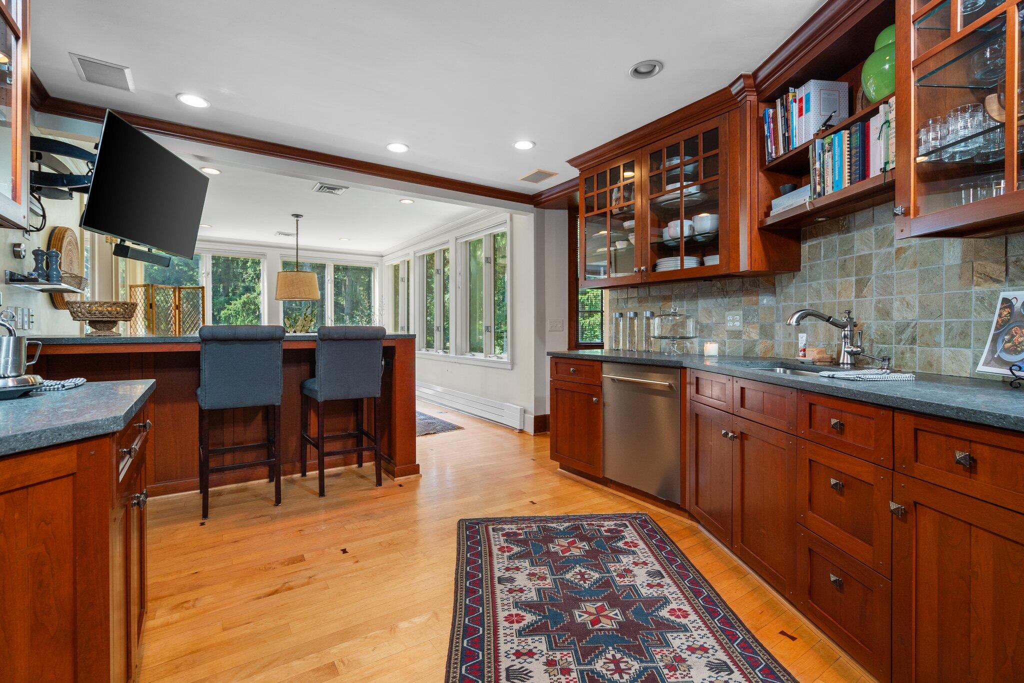100 Underdown Road Ann Arbor, MI 48105 - Photo 21 of 95 Kitchen
