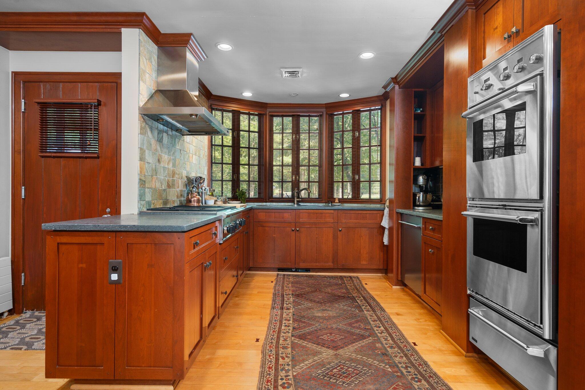 100 Underdown Road Ann Arbor, MI 48105 - Photo 22 of 95 Kitchen