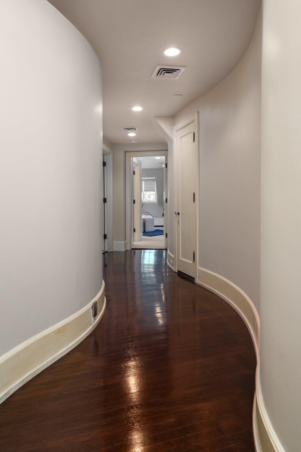 100 Underdown Road Ann Arbor, MI 48105 - Photo 61 of 95 Hallway
