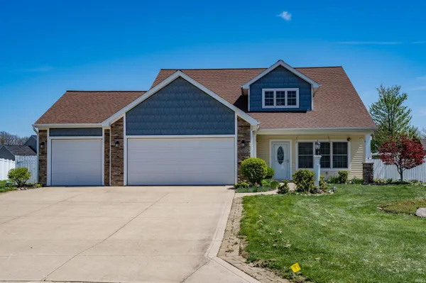 $365,000 | 13084 Claret Court, Fort Wayne, IN 46845
