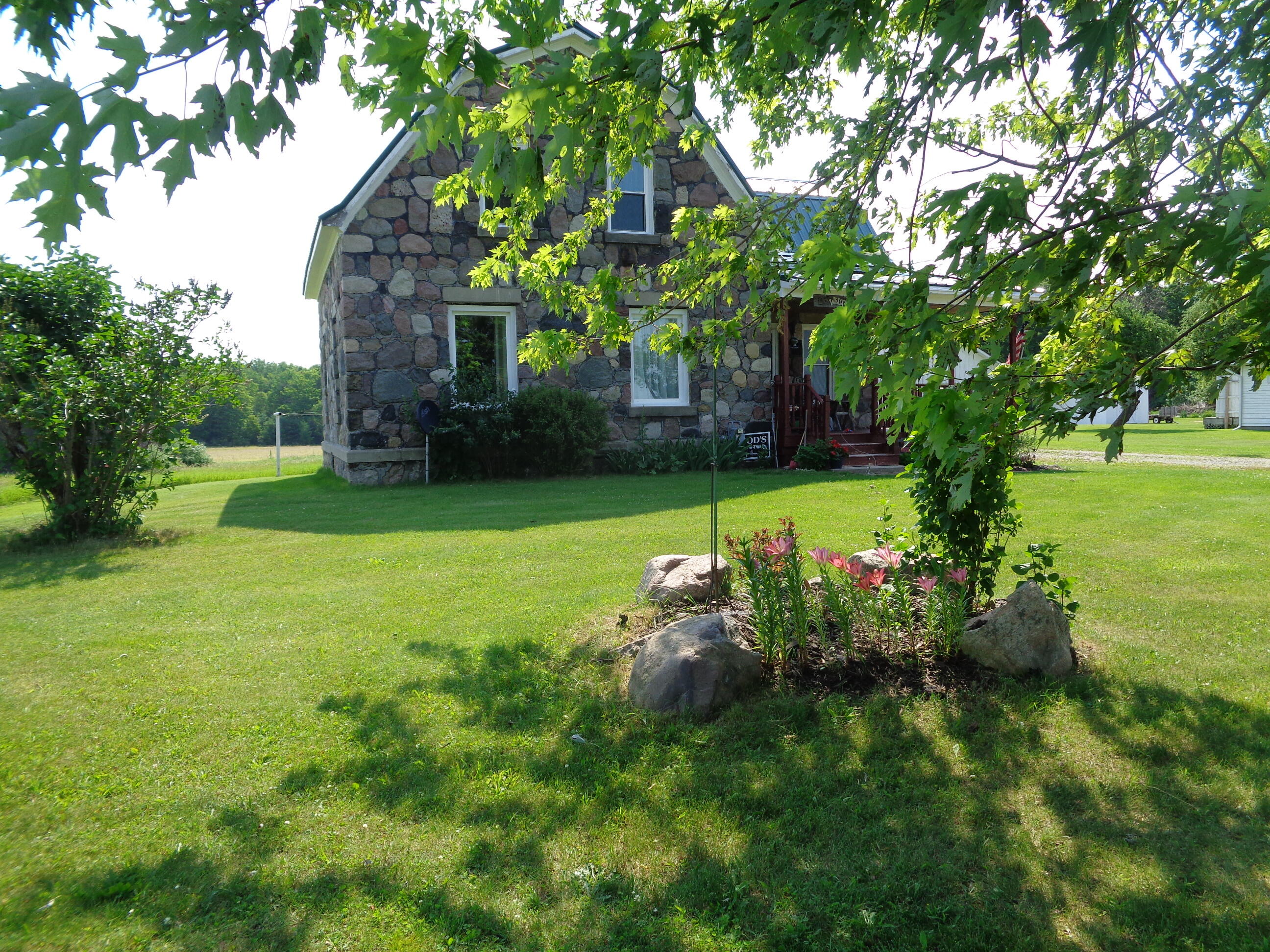 8083 Cathro Road Alpena, MI 49707 - Photo 3 of 32 Gallery Image 3