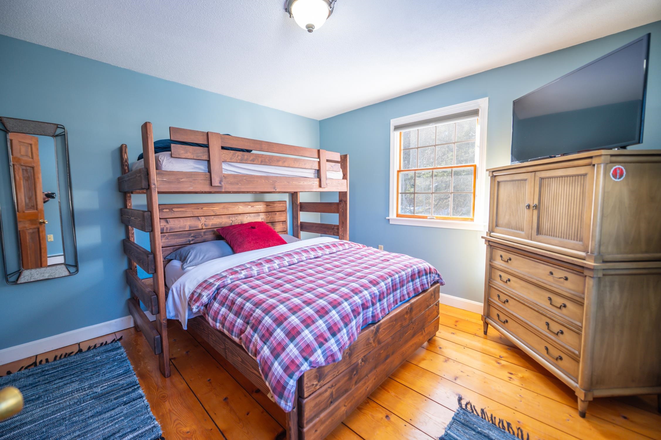 32 Old Town Road West Dover, VT 05356 - Photo 14 of 27