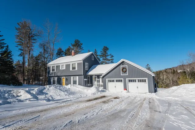 $799,000 | 32 Old Town Road, West Dover, VT 05356