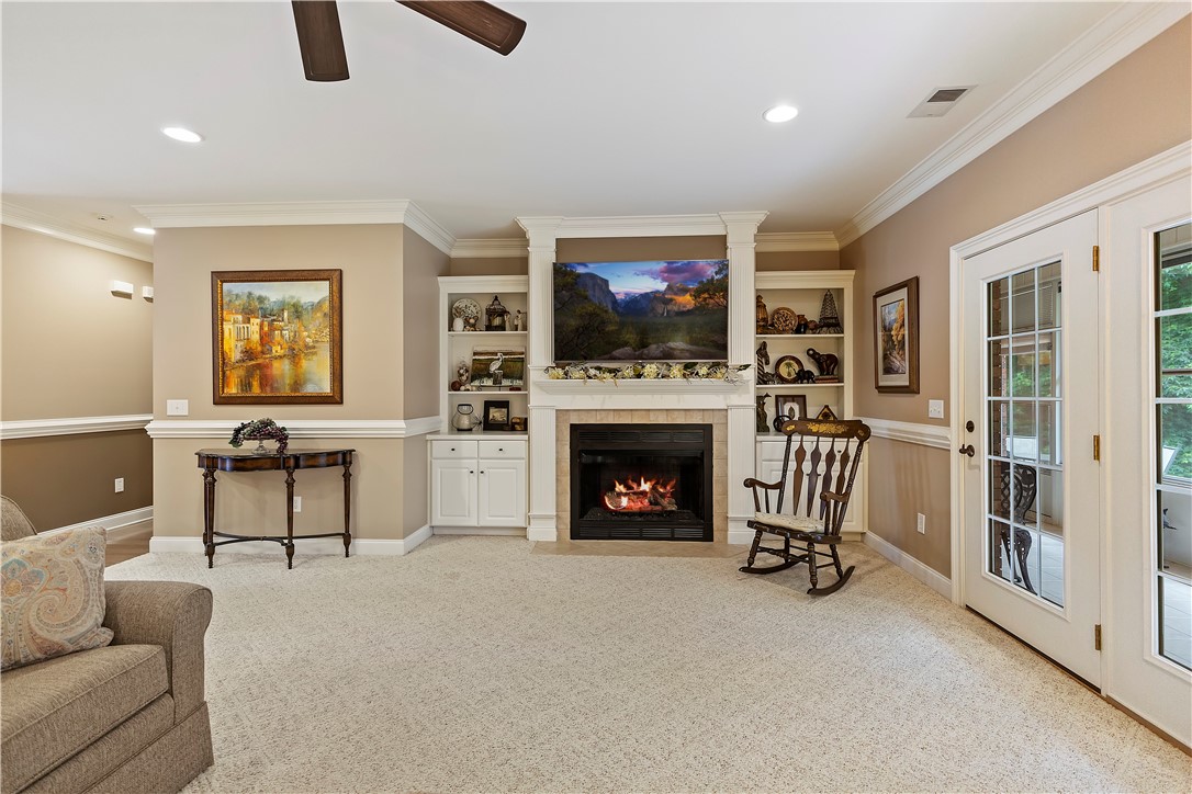 208 Steepleton Way Seneca, SC 29672 - Photo 7 of 31 Gallery Image 7