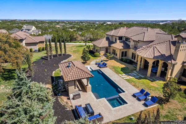 $2,949,000 | 104 Falcon Crest, Boerne, TX 78006