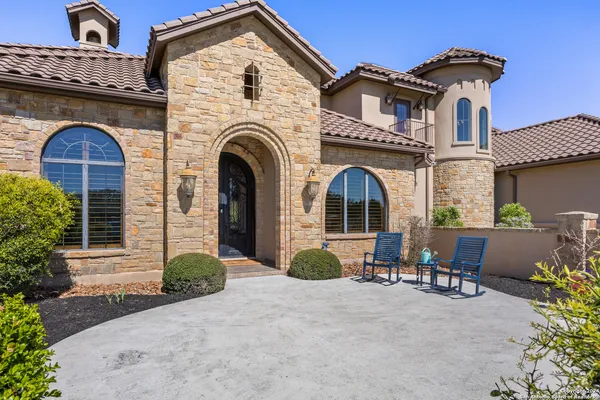 $2,949,000 | 104 Falcon Crest, Boerne, TX 78006