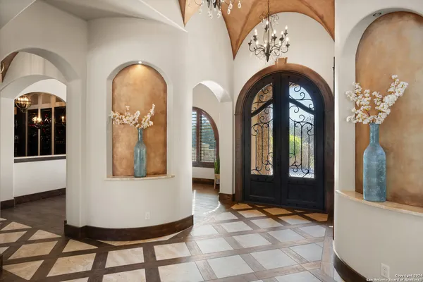 $2,949,000 | 104 Falcon Crest, Boerne, TX 78006
