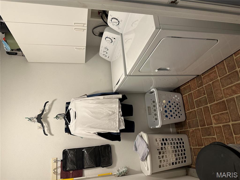 304 Crestview Drive Steeleville, IL 62288 - Photo 12 of 33