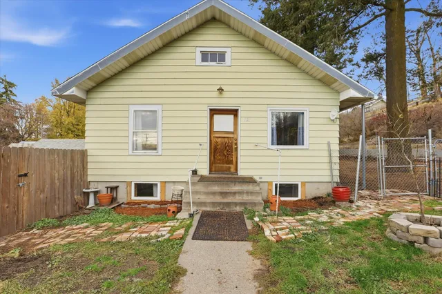 $310,000 | 121 East 8th Street, Rosalia, WA 99170