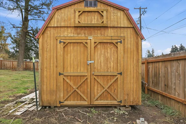 $310,000 | 121 East 8th Street, Rosalia, WA 99170