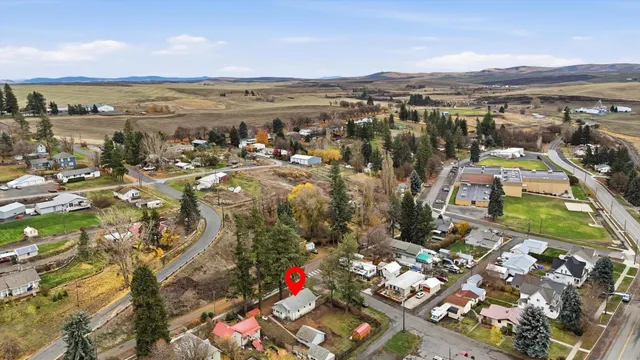 $310,000 | 121 East 8th Street, Rosalia, WA 99170