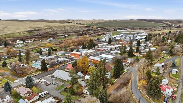 $310,000 | 121 East 8th Street, Rosalia, WA 99170