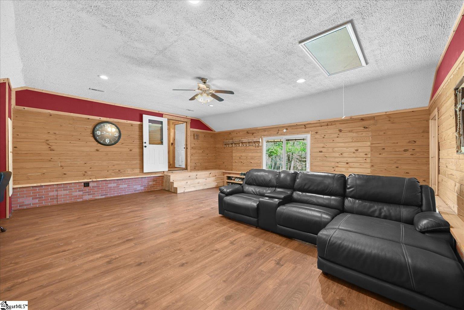 145 Dalton Road Marietta, SC 29661 - Photo 14 of 37