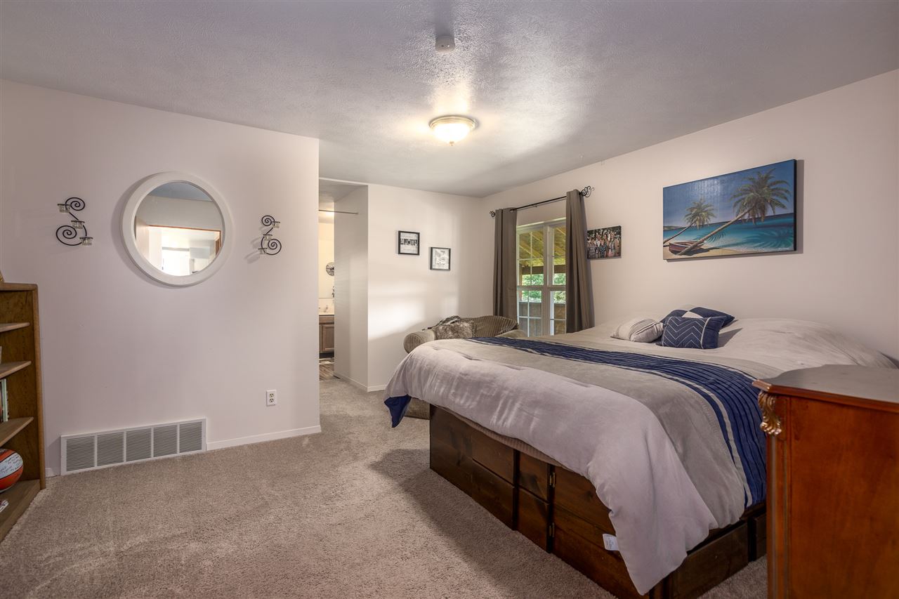 1761 Allen Road Elk, WA 99009 - Photo 9 of 20