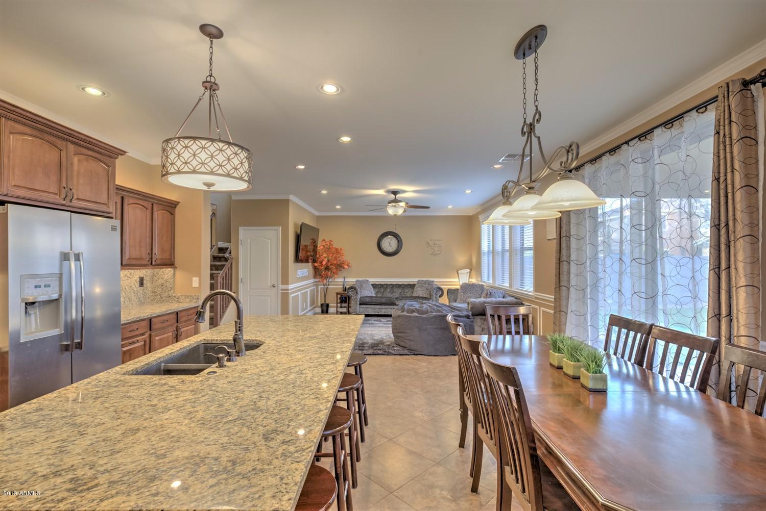 Kitchen Fam Rm
