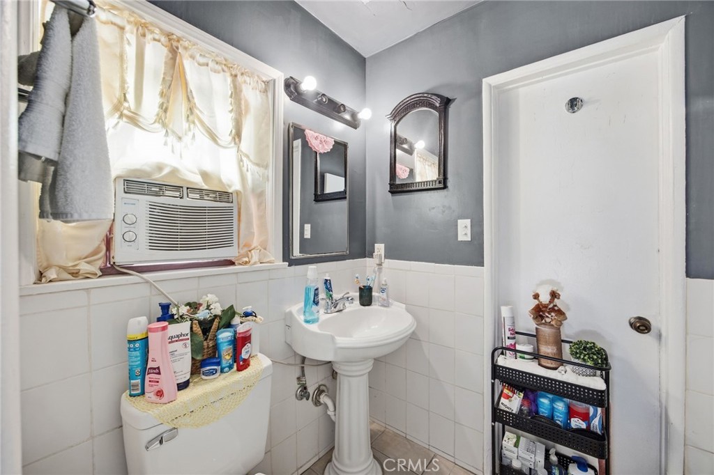 3515 Ross Street Riverside, CA 92503 - Photo 15 of 27