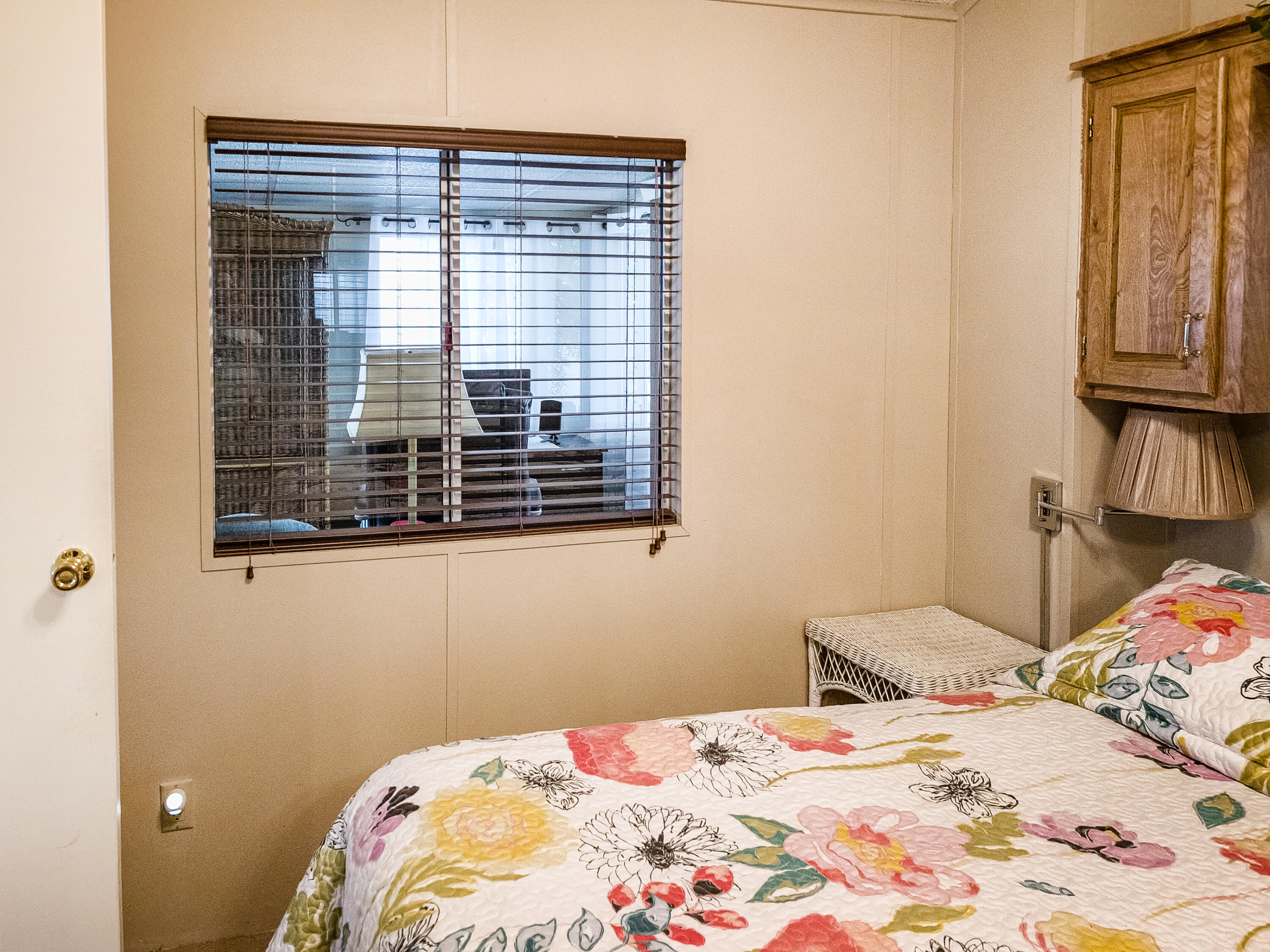 70200 Dillon Road, Unit 160 Desert Hot Springs, CA 92241 - Photo 14 of 31 a bedroom with a bed and a window