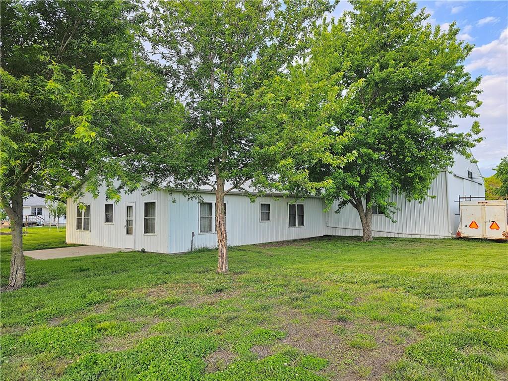 19916 Northwest 1600th Road Garnett, KS 66032 - Photo 12 of 52