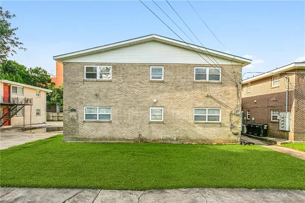 $1,250 | 1532 Aviators Street, Unit B, New Orleans, LA 70122
