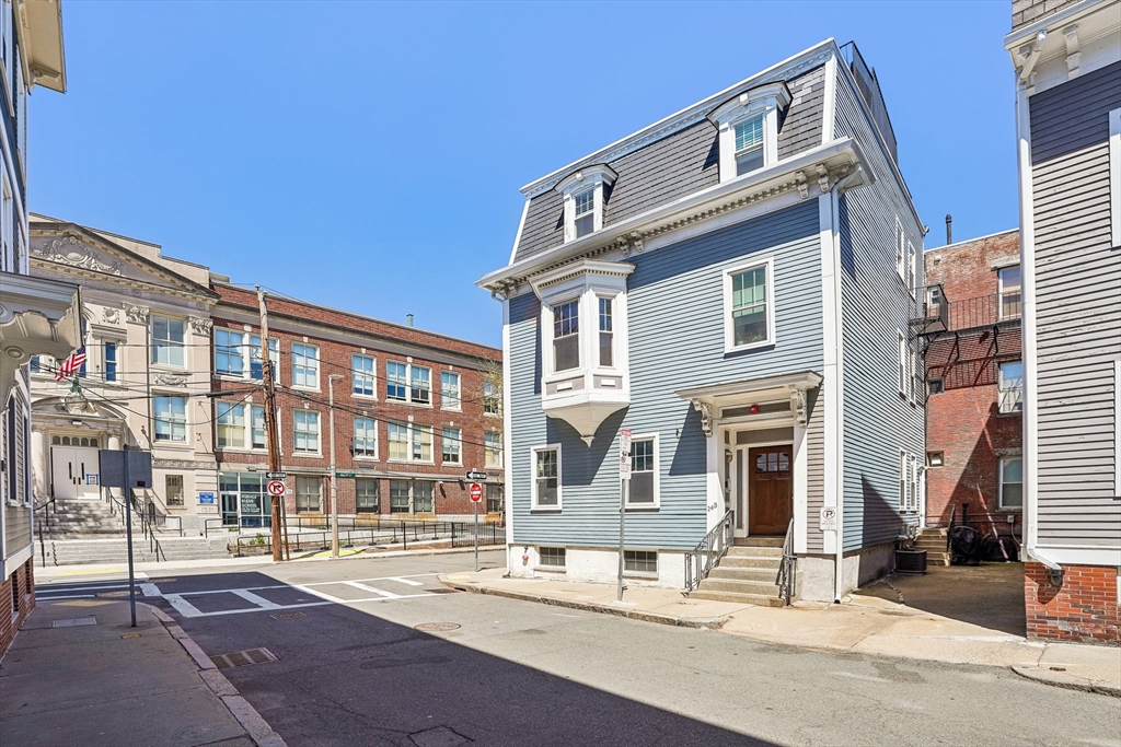 143 High Street, Unit 1 Boston, MA 02129 - Photo 19 of 22