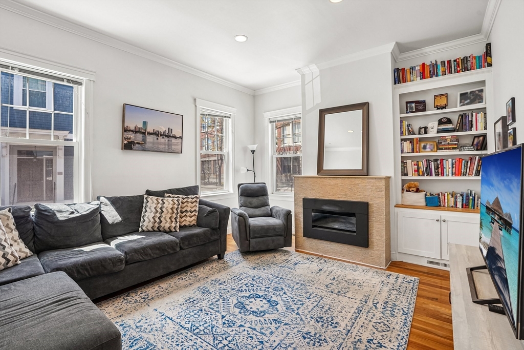 143 High Street, Unit 1 Boston, MA 02129 - Photo 7 of 22