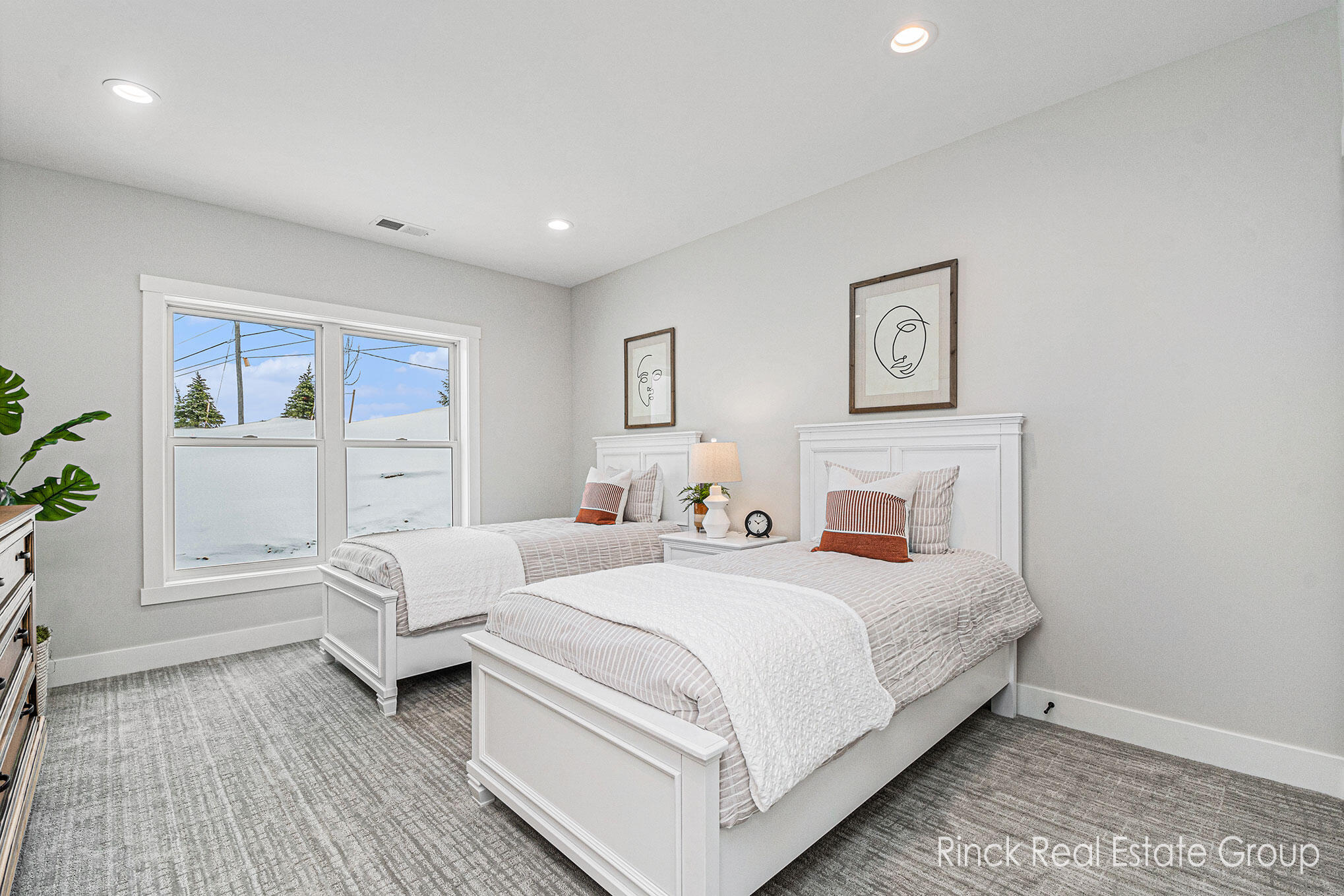 8432 Ravinewood Drive Jenison, MI 49428 - Photo 38 of 43 DSC_6931