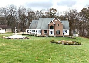 55 Willadell Road Transfer, PA 16154 - Photo 1 of 25