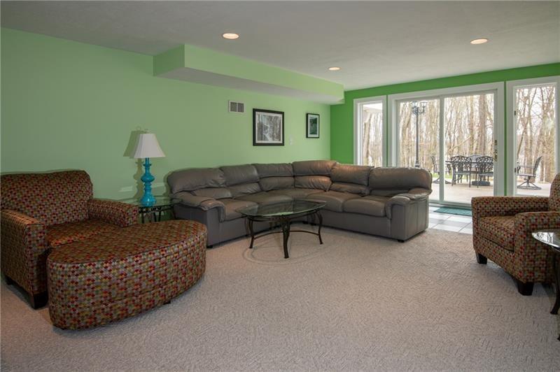 55 Willadell Road Transfer, PA 16154 - Photo 22 of 25