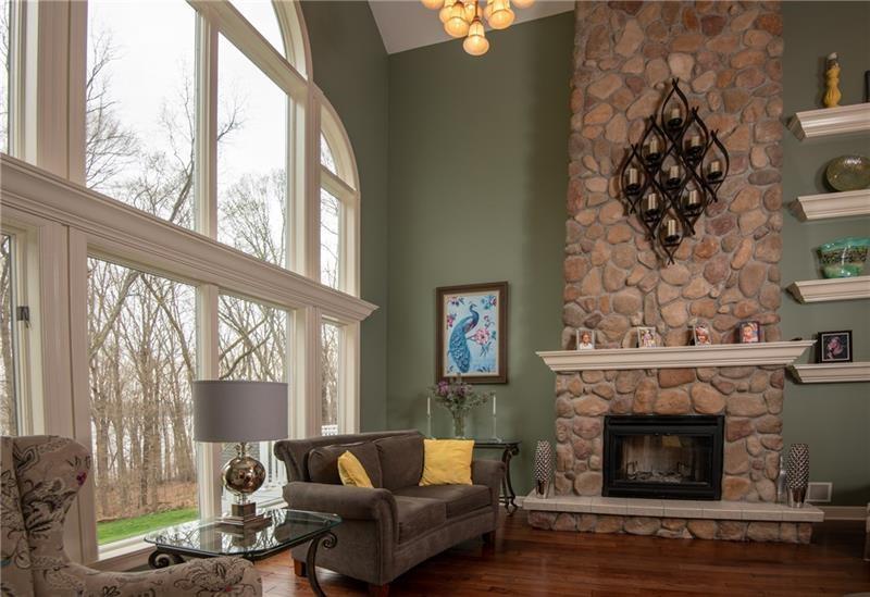 55 Willadell Road Transfer, PA 16154 - Photo 4 of 25