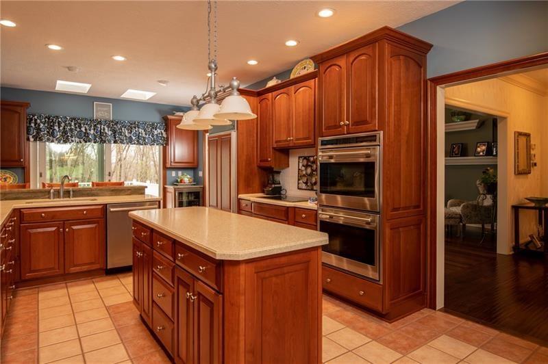 55 Willadell Road Transfer, PA 16154 - Photo 7 of 25