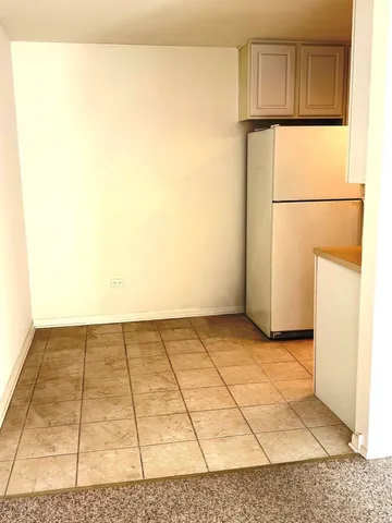 $159,500 | 230 Duane Street, Unit 3A, Glen Ellyn, IL 60137