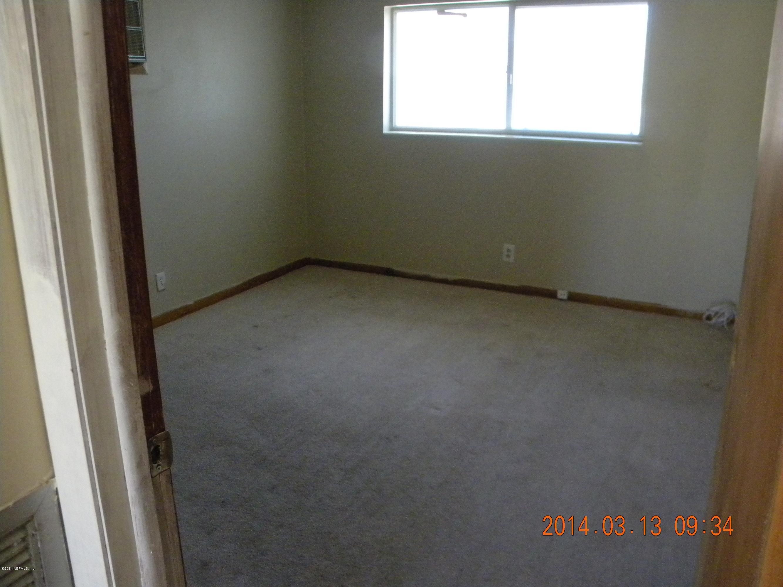 8076 Kathy Street Jacksonville, FL 32221 - Photo 2 of 10 bed 2