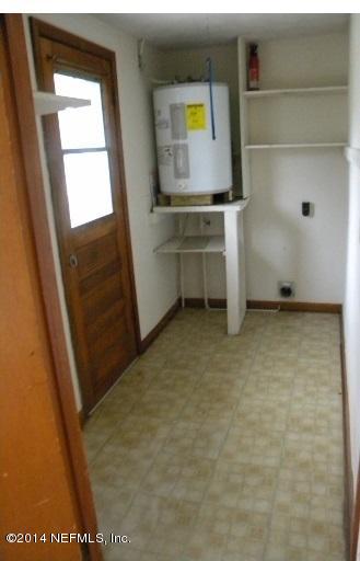 8076 Kathy Street Jacksonville, FL 32221 - Photo 9 of 10 utility room