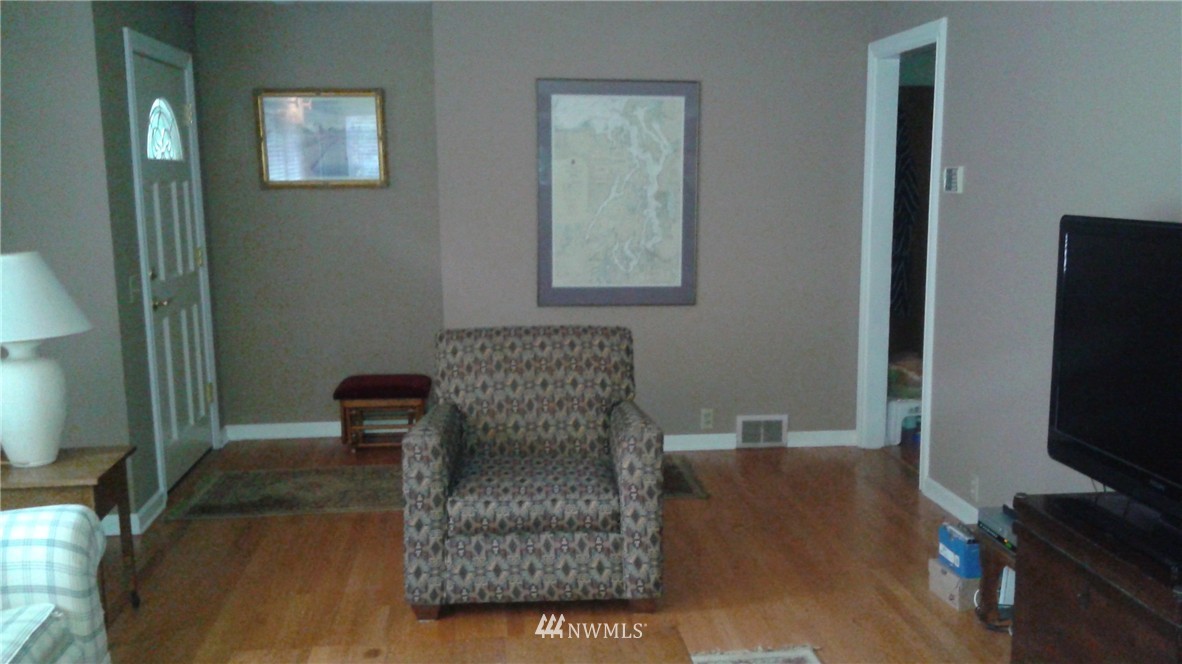21904 49th Avenue Southeast Bothell, WA 98021 - Photo 10 of 16